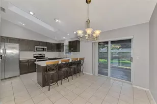 3026 Grafton St, Sarasota, FL 34231 - Photo 11