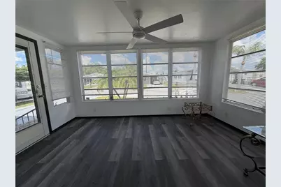 5221 Beechmont Avenue, Sarasota, FL 34234 - Photo 13
