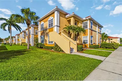 1025 Villagio Circle #204, Sarasota, FL 34237 - Photo 3