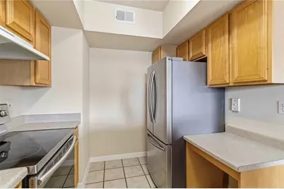 1025 Villagio Circle #204, Sarasota, FL 34237 - Photo 13