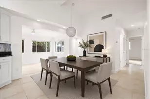 3317 Bougainvillea St, Sarasota, FL 34239 - Photo 7