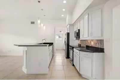 3317 Bougainvillea Street, Sarasota, FL 34239 - Photo 23