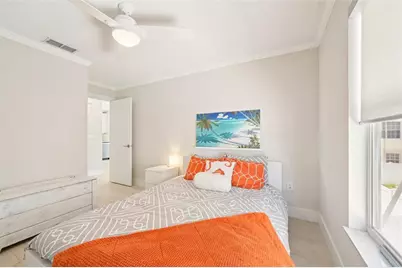 262 S Harbor Drive, Holmes Beach, FL 34217 - Photo 19