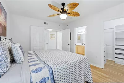 1000 Villagio Circle #106, Sarasota, FL 34237 - Photo 23