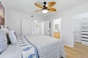 1000 Villagio Cir, Sarasota, FL 34237 - Photo 23