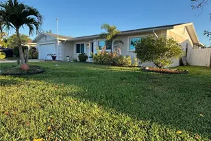 2802 22nd Ave W, Bradenton, FL 34205 - Photo 1