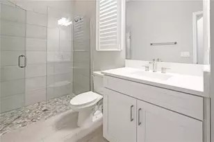 6133 Lungo Lago Dr, Sarasota, FL 34241 - Photo 43