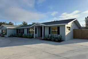 5723 26th St W, Bradenton, FL 34207 - Photo 1