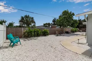5723 26th St W, Bradenton, FL 34207 - Photo 13