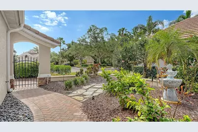 7928 Suntree Glen, Bradenton, FL 34202 - Photo 9