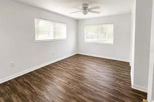 4008 24th St W, Bradenton, FL 34205 - Photo 11