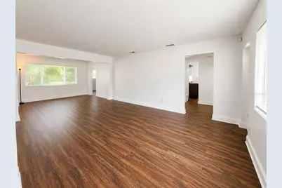 4008 24th Street W, Bradenton, FL 34205 - Photo 9