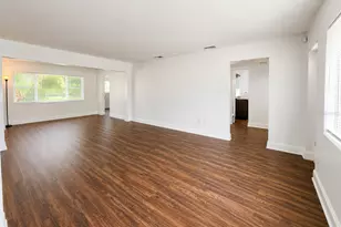 4008 24th St W, Bradenton, FL 34205 - Photo 9