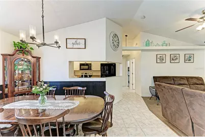 3543 65th Avenue Circle E, Sarasota, FL 34243 - Photo 7