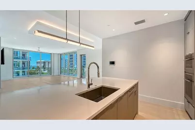 253 Golden Gate Point #401, Sarasota, FL 34236 - Photo 17