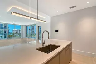 253 Golden Gate Point, Sarasota, FL 34236 - Photo 17