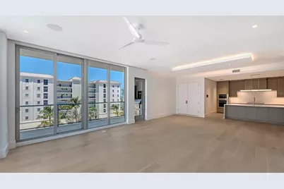 253 Golden Gate Point #401, Sarasota, FL 34236 - Photo 9