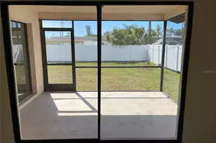2130 Jo an Dr, Sarasota, FL 34231 - Photo 7