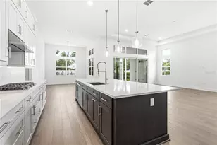 17547 Palmiste Dr, Bradenton, FL 34202 - Photo 11