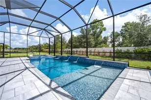 17547 Palmiste Dr, Bradenton, FL 34202 - Photo 7