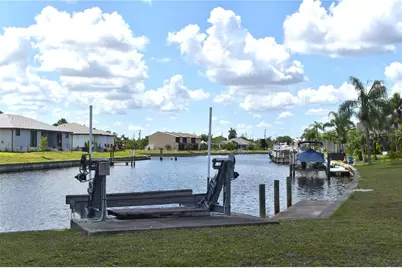 825 Via Tripoli, Punta Gorda, FL 33950 - Photo 5