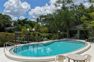 5015 Barrington Cir, Sarasota, FL 34234 - Photo 31