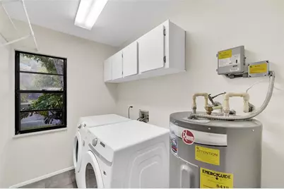 5015 Barrington Circle #201, Sarasota, FL 34234 - Photo 11