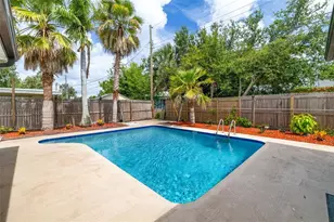 5384 56th Ave N, Saint Petersburg, FL 33709 - Photo 13