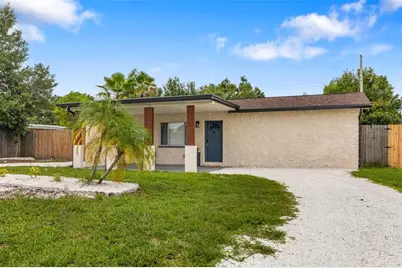 5384 56th Avenue N, Saint Petersburg, FL 33709 - Photo 3