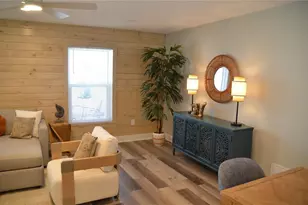 726 Birdsong Ln, Sarasota, FL 34242 - Photo 9