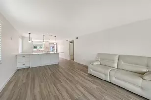 909 Spanish Dr N, Longboat Key, FL 34228 - Photo 15
