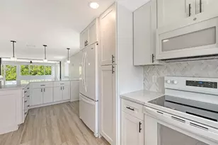 909 Spanish Dr N, Longboat Key, FL 34228 - Photo 23