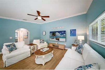 324 64th Street, Holmes Beach, FL 34217 - Photo 13