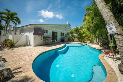 324 64th Street, Holmes Beach, FL 34217 - Photo 33
