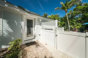 324 64th St, Holmes Beach, FL 34217 - Photo 7