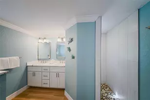 324 64th St, Holmes Beach, FL 34217 - Photo 19