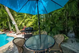 324 64th St, Holmes Beach, FL 34217 - Photo 31