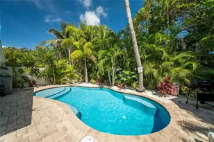 324 64th St, Holmes Beach, FL 34217 - Photo 29