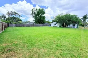 1510-1512 27th Street W, Bradenton, FL 34205 - Photo 3