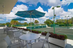 210 Sands Point Rd, Longboat Key, FL 34228 - Photo 49