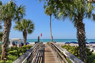 210 Sands Point Rd, Longboat Key, FL 34228 - Photo 35