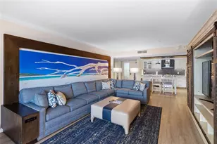 210 Sands Point Rd, Longboat Key, FL 34228 - Photo 13