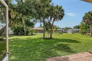 3826 Beeber St, North Port, FL 34287 - Photo 31