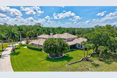 1045 Fox Creek Drive, Sarasota, FL 34240 - Photo 11