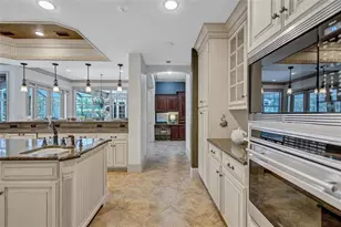 1045 Fox Creek Dr, Sarasota, FL 34240 - Photo 47