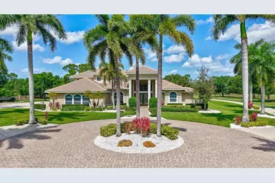 1045 Fox Creek Drive, Sarasota, FL 34240 - Photo 3