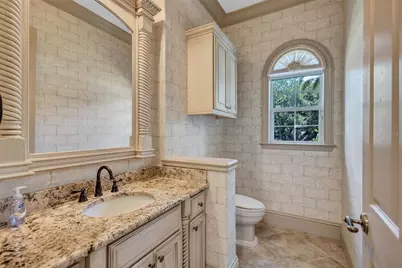 1045 Fox Creek Drive, Sarasota, FL 34240 - Photo 35