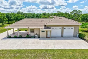 1045 Fox Creek Dr, Sarasota, FL 34240 - Photo 21