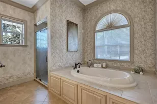 1045 Fox Creek Dr, Sarasota, FL 34240 - Photo 33