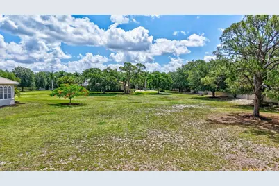 1045 Fox Creek Drive, Sarasota, FL 34240 - Photo 95